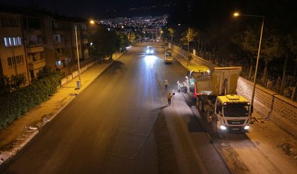 BÜYÜKŞEHİR’DEN GİRNE CADDESİ’NDE GECE ASFALT MESAİSİ