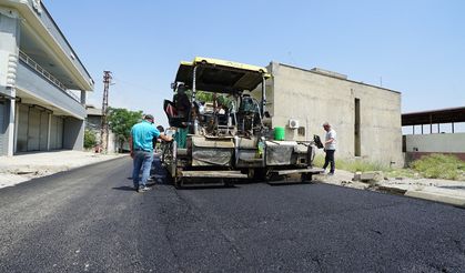 BÜYÜKŞEHİR’DEN ASFALT MESAİSİ