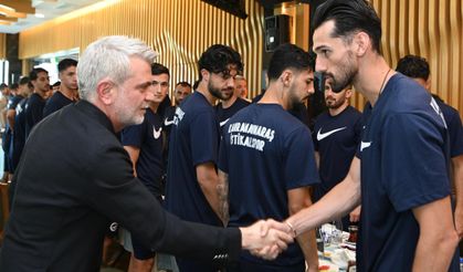 BAŞKAN GÖRGEL, İSTİKLALSPOR YÖNETİMİ VE FUTBOLCULARLA