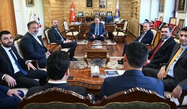 ÖZ SAĞLIK-İŞ’TEN, KSÜ REKTÖRÜ PROF. DR. YASIM’A ZİYARET