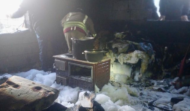 EVİ, PARALARI YANDI, KURAN ZARAR GÖRMEDİ