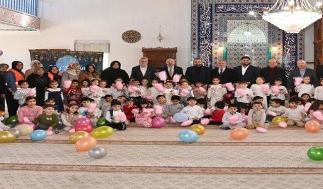 BAŞKAN GÖRGEL, MİNİKLERİN TEKNE ORUCUNA KATILDI