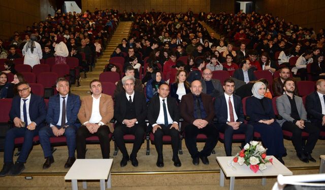 KSÜ YÖNETİMİ TEKNOFEST BAŞARISINI ÖĞRENCİLERLE PAYLAŞTI