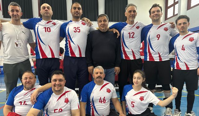 MARAŞ, ADANA’DA FIRTINA ESTİRDİ