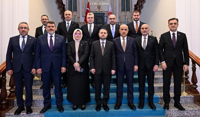 ADALET BAKANI GÜRLEK’İ MARAŞ HEYİTİNİN ZİYARETİ