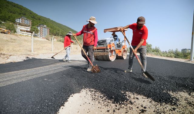 ŞEHRİN YENİ DOĞU – BATI ULAŞIM AKSINDA ASFALT MESAİSİ
