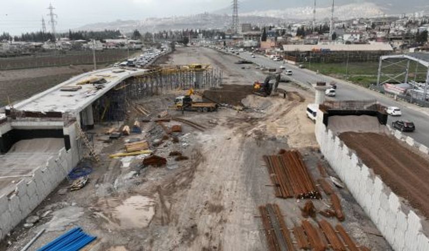 SANAYİ KAVŞAĞI İNŞAATI DEVAM