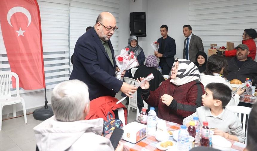 BAŞKAN AKPINAR’IN, 8 MART JESTİ VE İFTAR SOFRASI