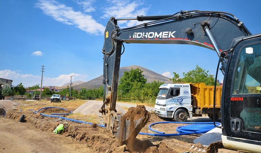 BÜYÜKŞEHİR BELEDİYESİ’NİN EKİNÖZÜ YATIRIMLARI AÇILIDI