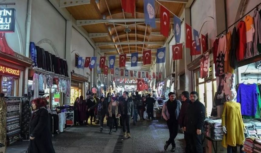 ESNAFIN PRİM BORÇ FAİZLERİ SİLİNİYOR