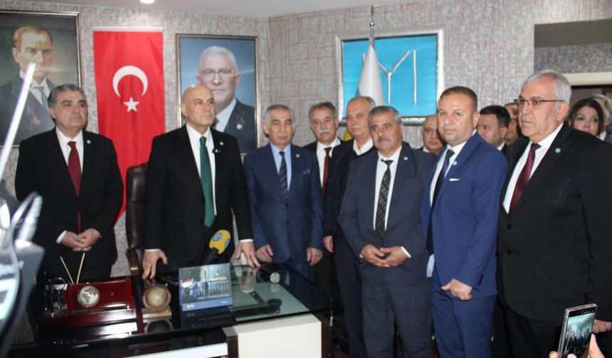 İYİ PARTİLİ ÇÖMEZ: TÜRKİYE’Yİ AYAĞA KALDIRIYORUZ!