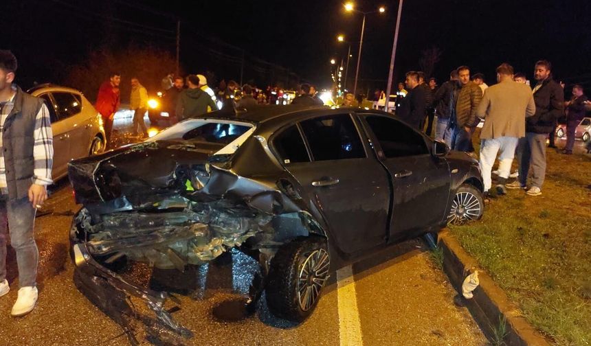 PEŞ PEŞE KAZA: 1 ÖLÜ, 3 YARALI