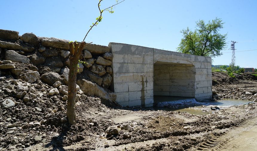 ANDIRIN’DA 5 MAH. ULAŞIM SAĞLAYAN KÖPRÜ MENFEZ