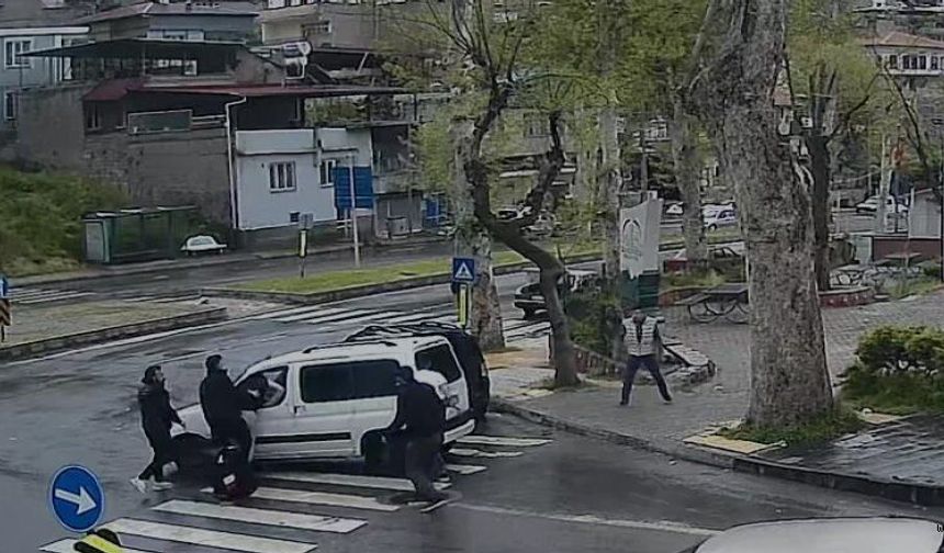 İKİ GRUP BİRBİRİNE GİRDİ, YARALILAR VAR