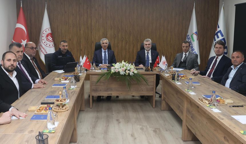 İLÇELERİMİZDE İHYA VE İNŞA SÜRECİ KARARLILIKLA SÜRÜYOR