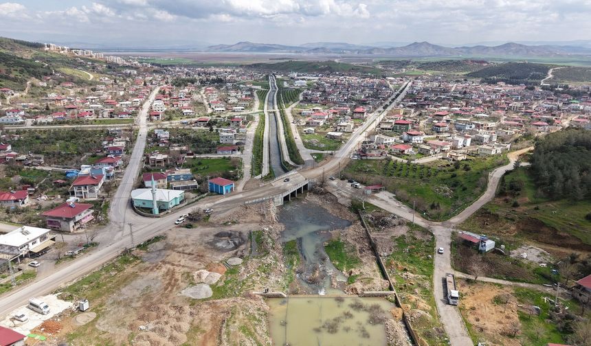 ŞEKEROBA’NIN YENİ KÖPRÜSÜ HİZMETTE