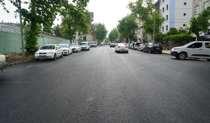 CAHİT ZARİFOĞLU CAD. ASFALTI YENİLENDİ