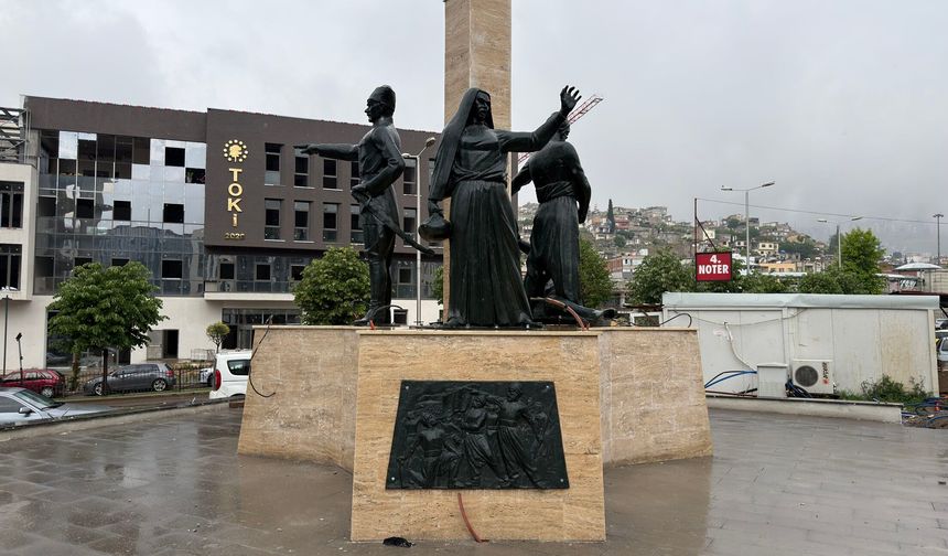 SÜTÇÜ İMAMA ANITI YENİDEN AİT OLDUĞU YERDE