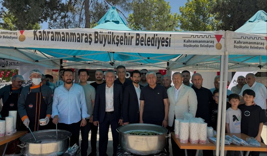 MÜSİAD'DAN AŞURE İKRAMI