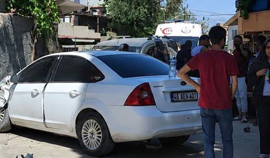 TRAFİK KAZASI: BİRİ ÇOCUK 2 YARALI