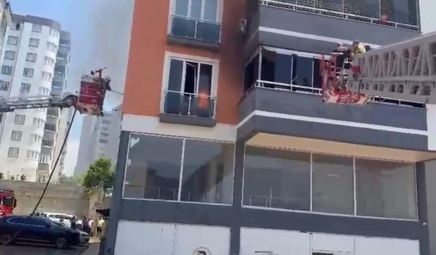 APARTMAN YANGINI: 3 KİŞİ HAYATINI KAYBETTİ