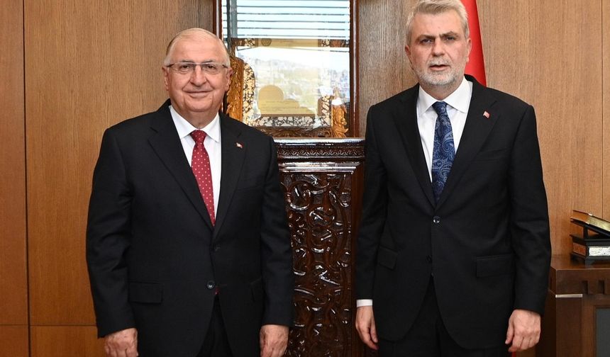 BAKAN GÜLER’İ BAŞKAN GÖRGEL MAKAMINDA AĞIRLADI