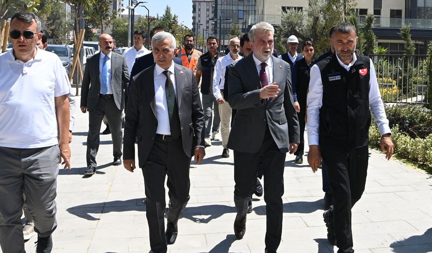 VALİ ÜNLÜER VE BAŞKAN GÖRGEL, TRABZON CAD. İLE DEMİRCİLER ÇARŞISI’NDA