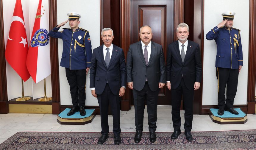 VALİ ÜNLÜER VE BAŞKAN GÖRGEL’DEN EMNİYET VE AFAD’A ZİYARET