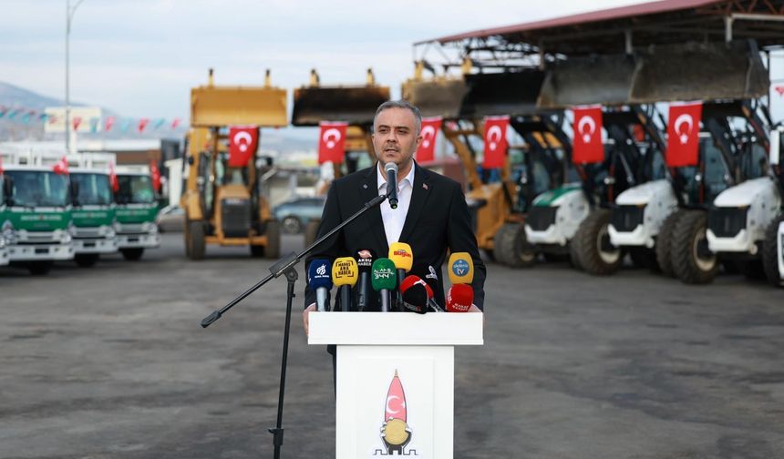 ONİKİŞUBAT BELEDİYESİ’NİN 30 YENİ HİZMET ARACI GÖREV BAŞINDA