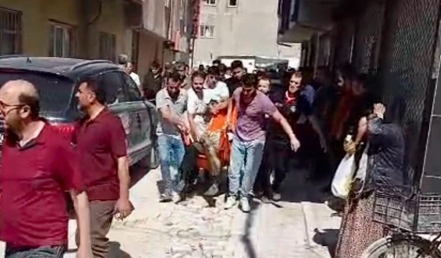 27 YAŞINDAKİ GENÇ KENDİNİ YAKTI