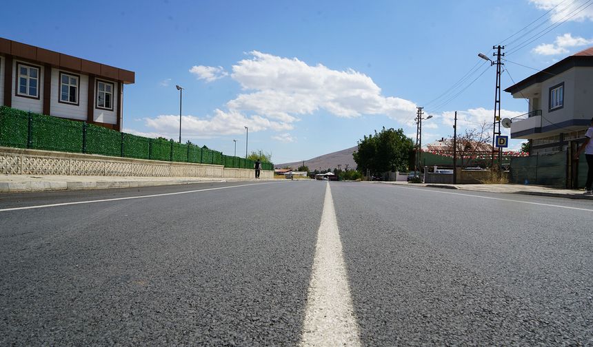 AFŞİN’DE 3 MAH. ULAŞIMI İYİLEŞTİRİLDİ