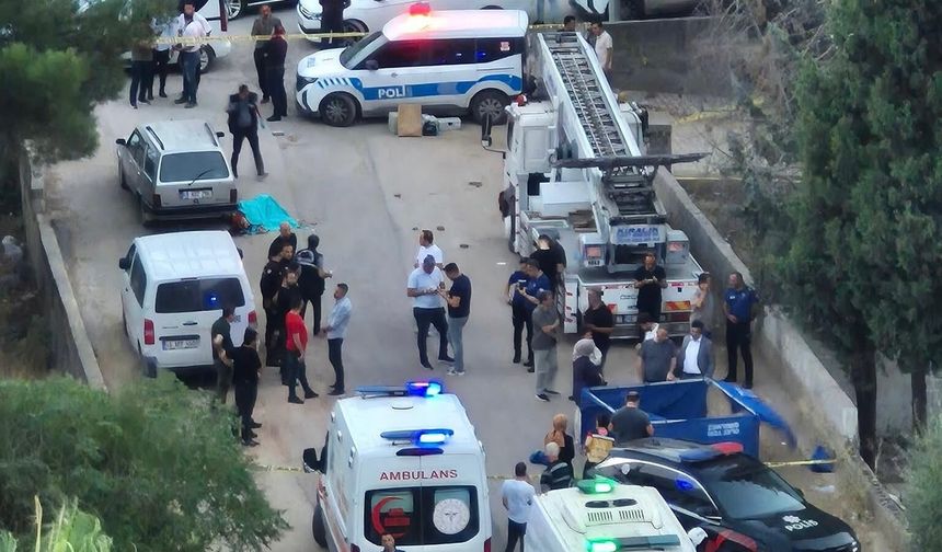ÖNCE KADINI, SONRA KENDİNİ ÖLDÜRDÜ