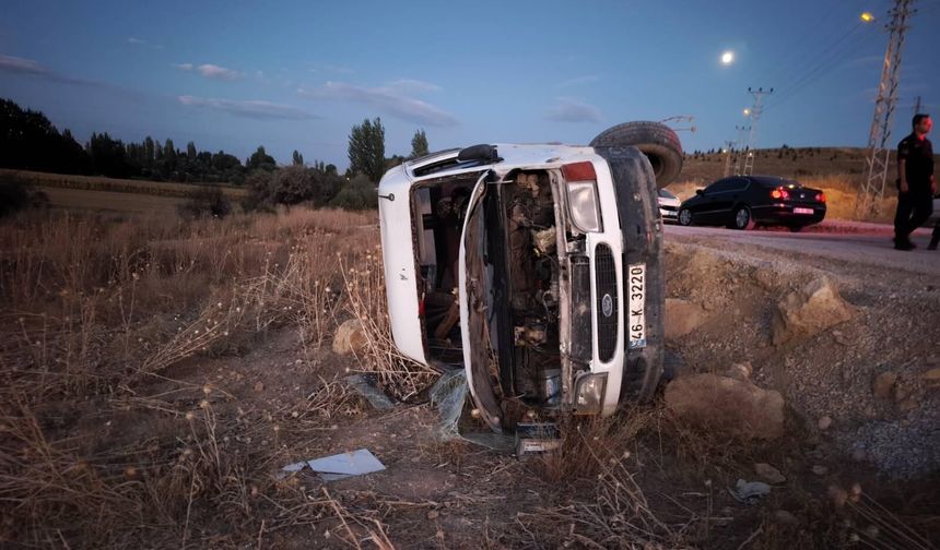 66 YAŞINDAKİ KADIN TRAFİK KAZASINDA ÖLDÜ