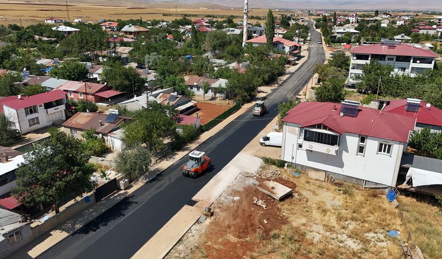BAŞKAN GÖRGEL; “AFŞİN’İMİZİN ULAŞIMINI İYİLEŞTİRECEK YATIRIMLAR SÜRÜYOR”