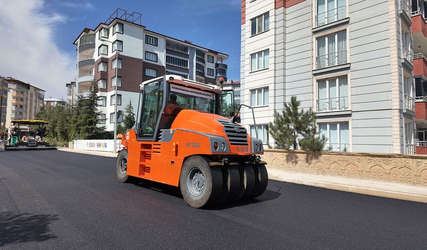 AFŞİN’DE ATLAS CAD. ASFALTI YENİLENİYOR
