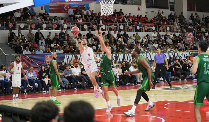 BAŞKAN GÖRGEL, “BASKETBOL TAKIMI ŞEHRİMİZİN TEMSİLCİSİ”