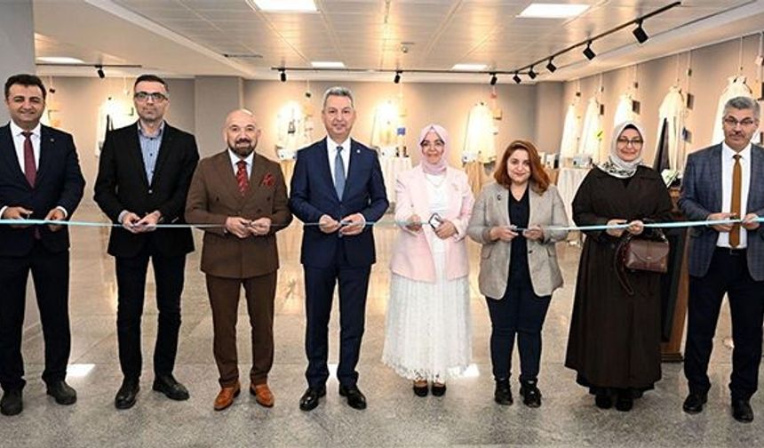 KSÜ’DE “ANNEMİN DUASI” SERGİSİ SANATSEVERLERLE BULUŞTU