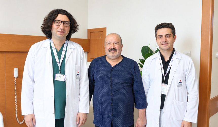 ŞAH VE BEYİN DAMARLARINDA DARLIK BULUNAN HASTA, SANKO ÜNİV. HAST. SAĞLIĞINA KAVUŞTU