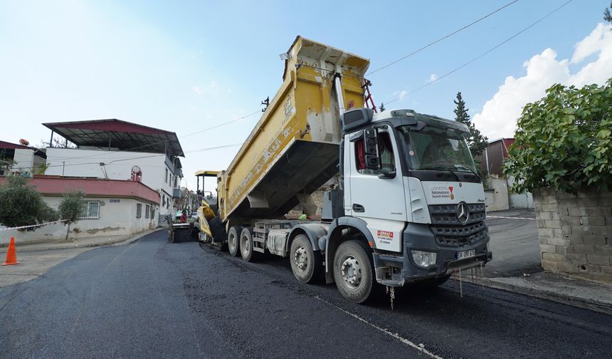 ŞEYH ŞAMİL MAHALLESİ’NDE ASFALT MESAİSİ