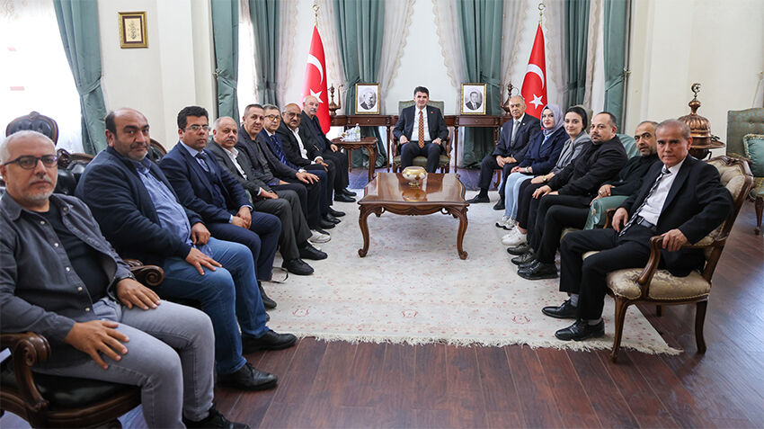 Kilis Valisi323232333332322