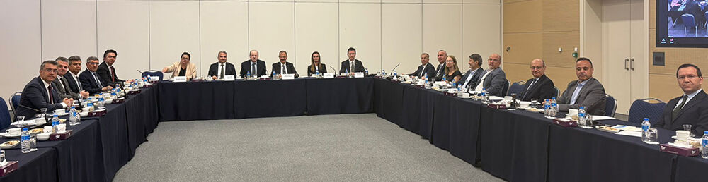 Tobb Çi̇mento Mecli̇si̇ Başkanliğina Adi̇l Sani̇ Konukoğlu Seçi̇ldi̇ (2)