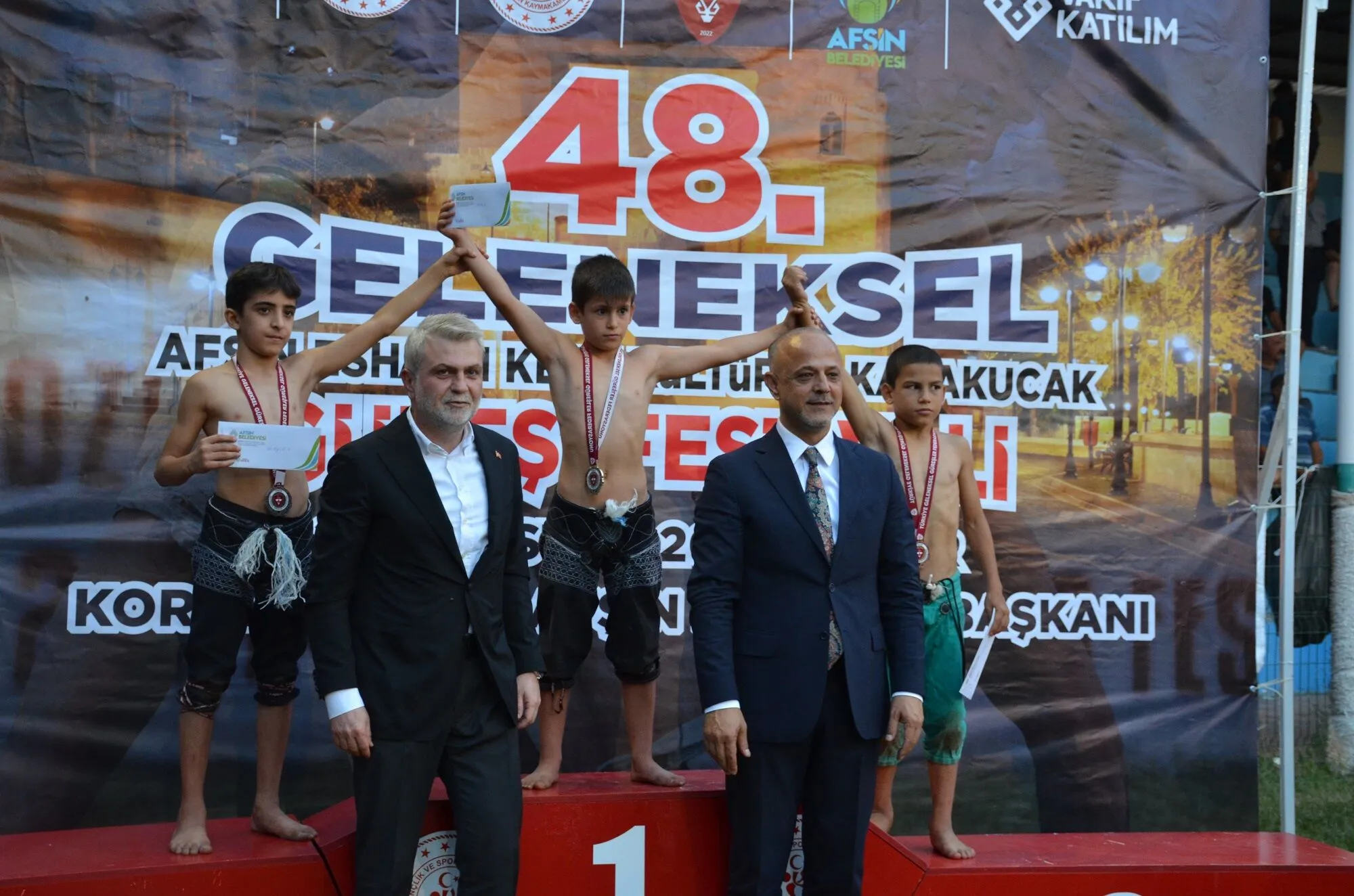 48 Geleneksel Eshab I Kehf Karakucak Gures Festivali Afsinde Coskuyla Tamamlandi 21