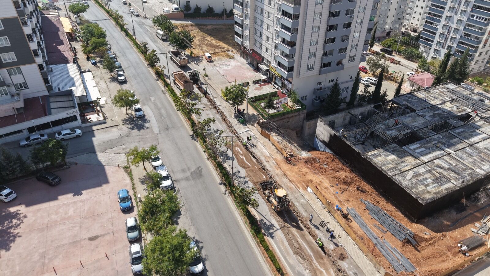 BAHÇECİ HOCA BULV. İÇMESUYU ALTYAPISI YENİLENİYOR