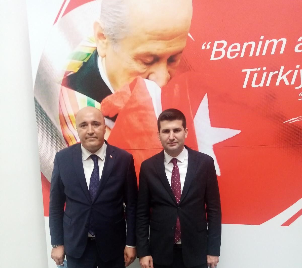ÜLKÜ OCAKLARI TÜRK MİLLETİ’NİN SİGORTASIDIR. BU YAZI ÜLKÜ OCAKLARI EĞİTİM VE KÜLTÜR VAKFI İÇİN KALEME ALINMIŞ BİR BİLDİR