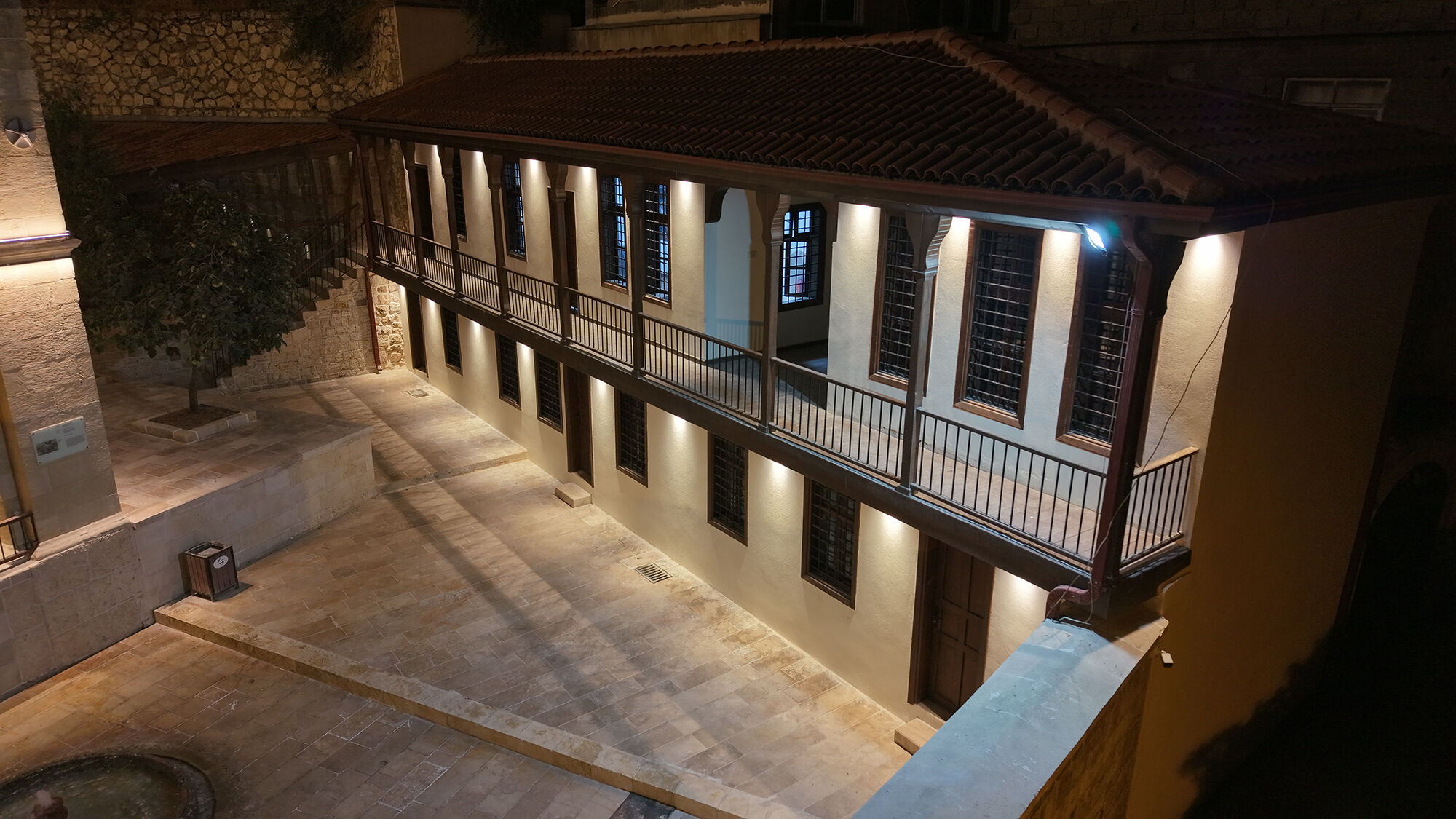 DEPREMDE HASAR ALAN 5 CAMİ DAHA YENİDEN İBADETE AÇILIYOR